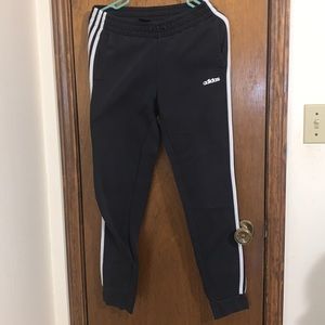Women M Adidas Joggers